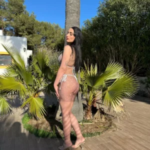 Sandra-03.webp Sandra-03.webp