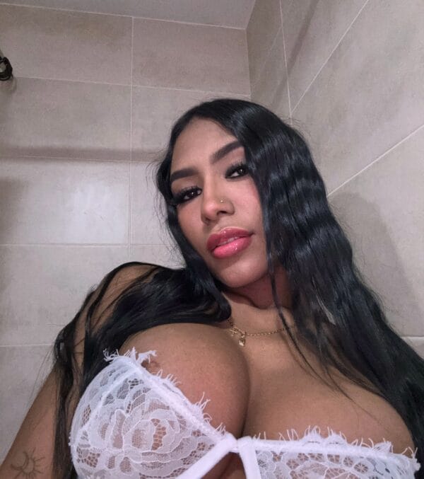 Zoe Hostess in Ibiza Zoe Hostess in Ibiza