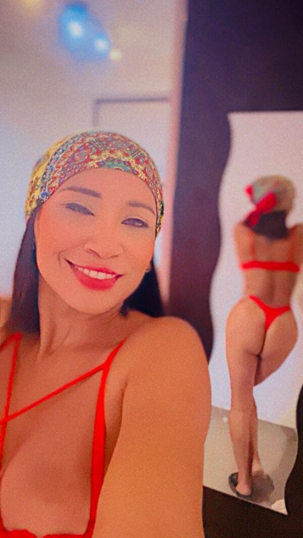 Vicky Azafata en Ibiza Vicky Azafata en Ibiza