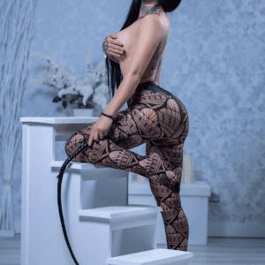 Valentina-Escort-de-Alto-Standing-en-Ibiza-1