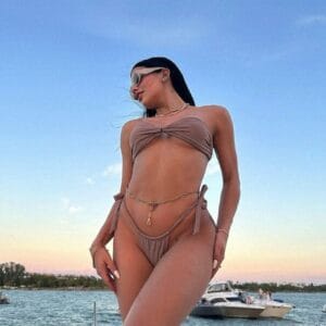 Valeria Puta de Compañía en Ibiza Valeria Puta de Compañía en Ibiza