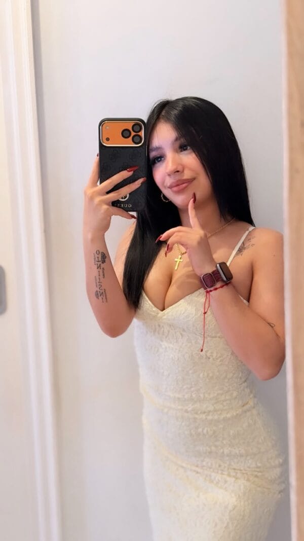 Cristal Nueva Escort de Alto Standing en Ibiza Cristal Nueva Escort de Alto Standing en Ibiza